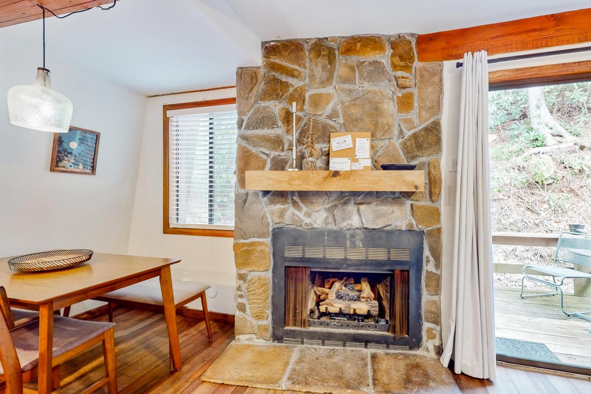 30A Creekside Apartment Banner Elk Bagian luar foto